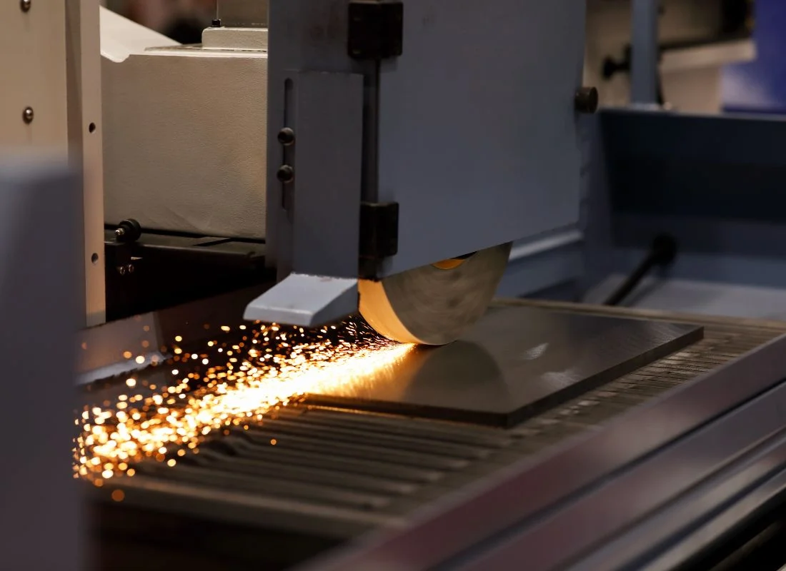 Features of Hydraulic Surface Grinding Machine